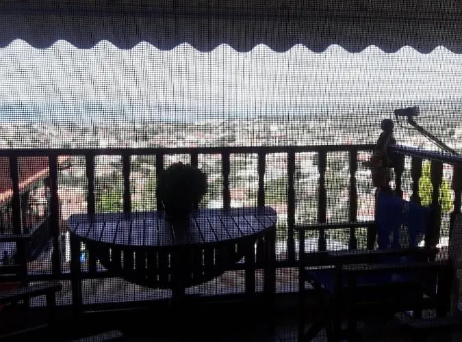 Hill Blue 公寓 尼基季